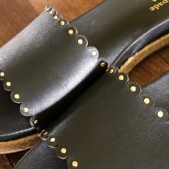 KateSpade slip on espadrille style leather sandal - Picture 3 of 7